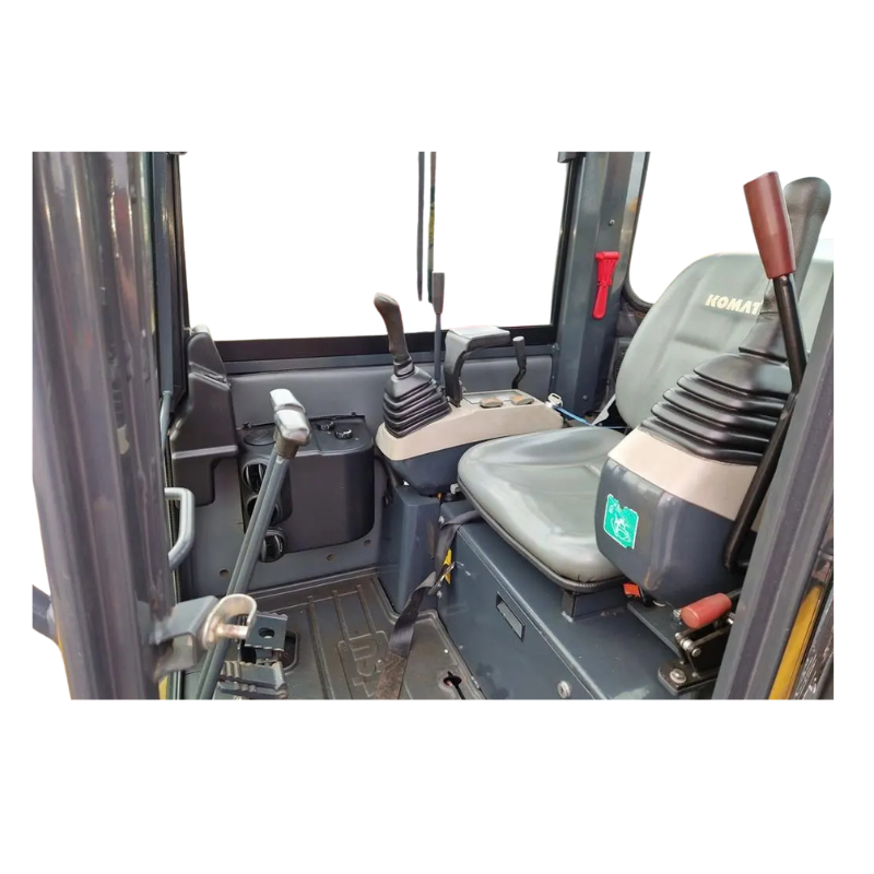 Mini pelle Komatsu PC 16 R 3HS 1,8T (2018) – 1 800 h – Image 7